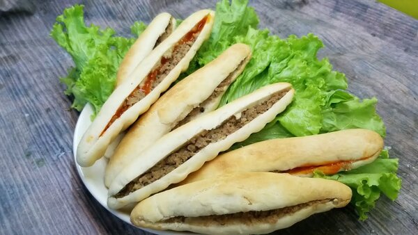 Bánh mì pate