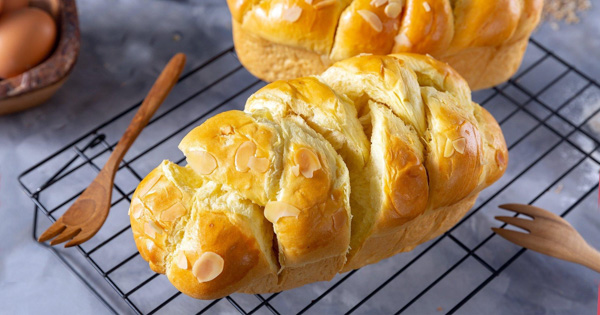 Cách làm bánh mì hoa cúc ngon tuyệt tại nhà