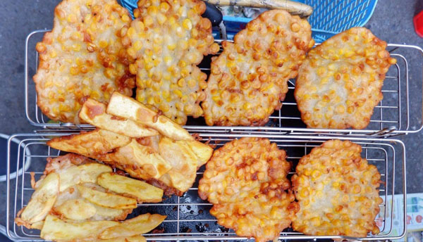 Cách làm bánh ngô thơm ngon tại nhà