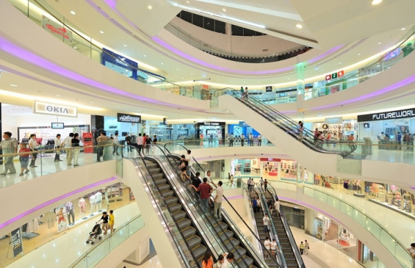 Đưa bạn gái của bạn là một tín đồ shopping thì chắc chắn sẽ rất thích trải nghiệm này