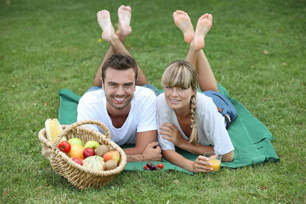 Nếu cả hai đều là người yêu thiên nhiên, việc đi dã ngoại cùng nhau chính là lựa chọn không thể tuyệt vời hơn