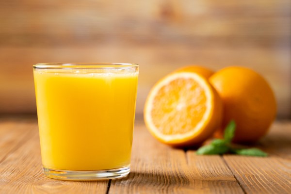 1 ly nước cam bao nhiêu calo?