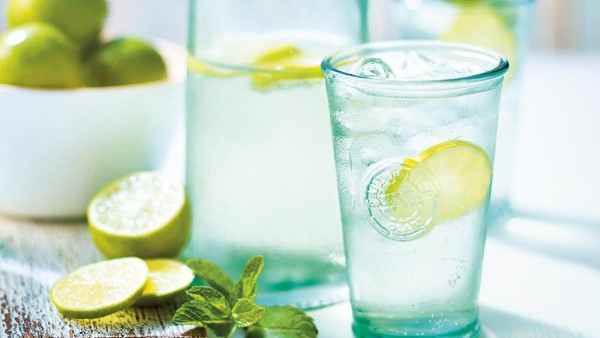 Giảm cân bằng nước chanh pha loãng