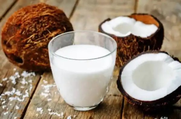 100ml nước cốt dừa bao nhiêu calo?