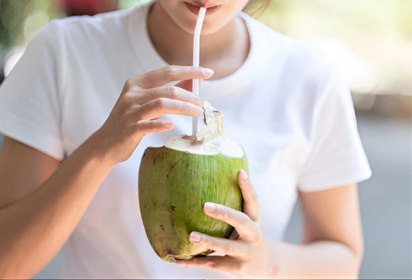 Nên uống nước dừa khi nào?