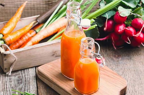 Cách làm nước ép cà rốt vơi củ cải đường