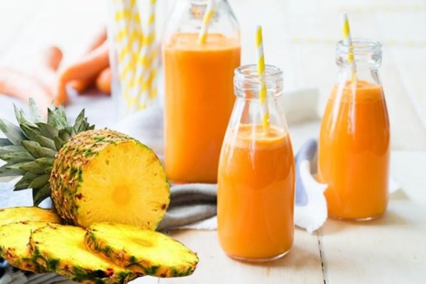 Cách làm nước ép cà rốt dứa