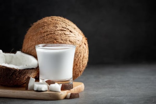 Lưu ý khi uống sinh tố dừa