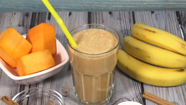 Sinh tố mãng cầu xiêm với chuối và bí đỏ