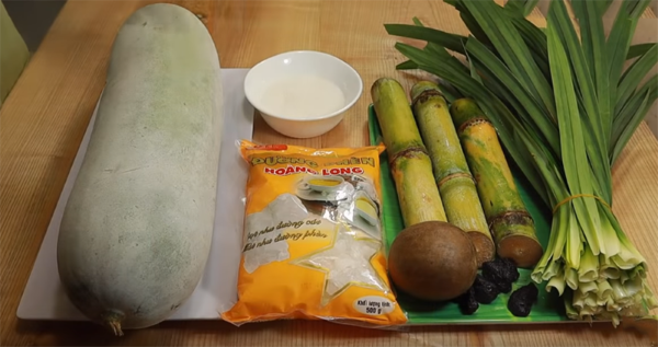 Trà bí đao nấu với đường