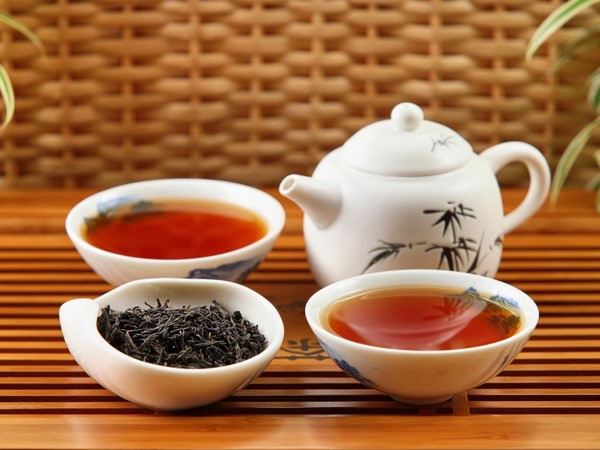 Cách uống hồng trà để không tăng cân